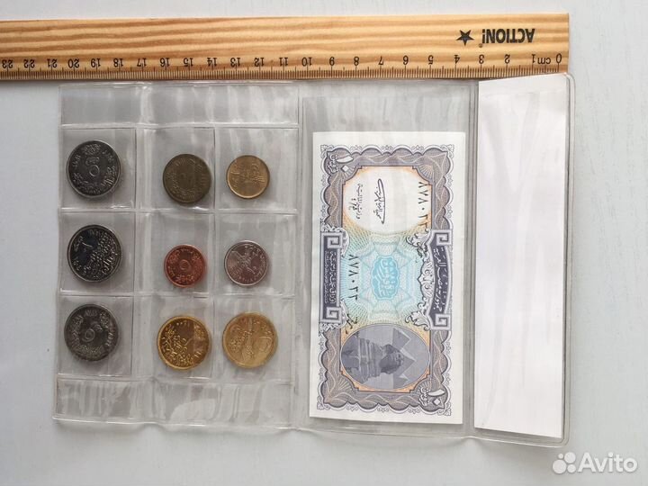 Набор монет и купюра Египта в блистере