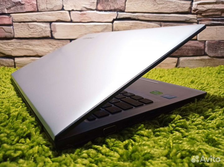 Новое состояние Lenovo Core i3-6100 8Gb SSD 920MX