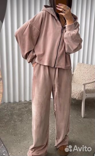 Спортивный костюм