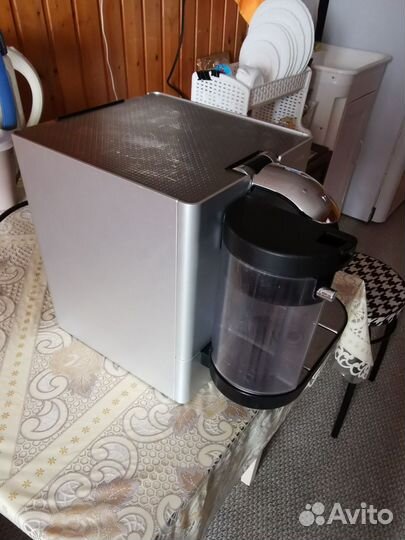 Кофемашина delonghi nespresso EN 720 M