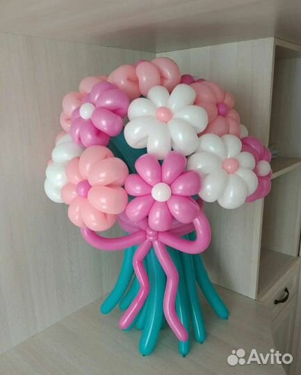 Искусственные цветы из шаров.Букет. Воздушные шары