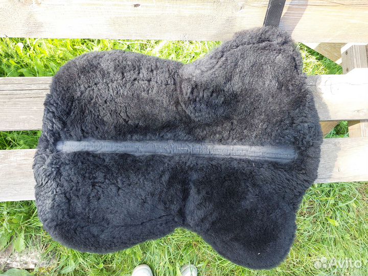 Меховушка под седло