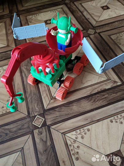 Развивающие игрушки