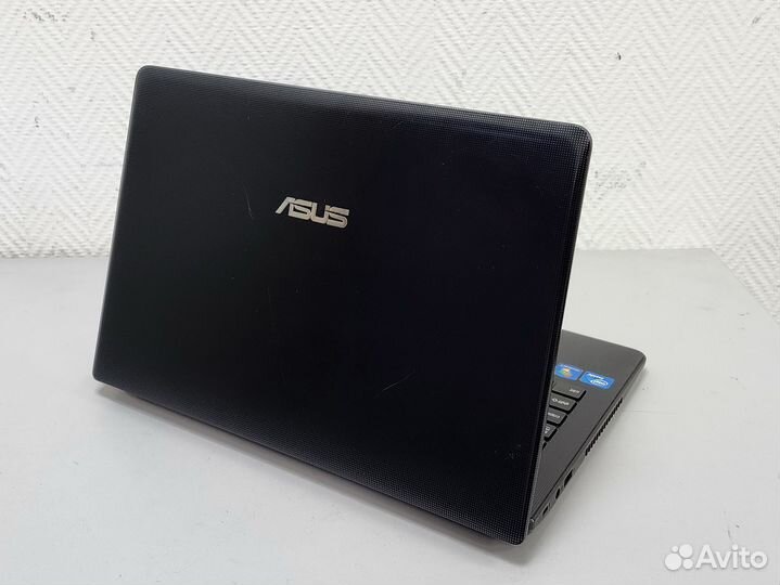 Ноутбук Asus Intel Celeron 1000M/4Gb/320Gb/14