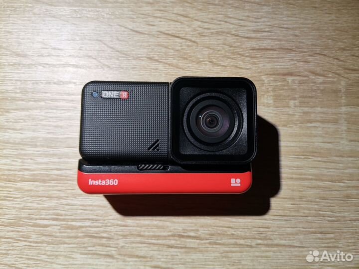 Экшн камера insta360 one r