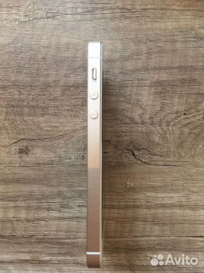 Мобильные телефоны бу iPhone 5se