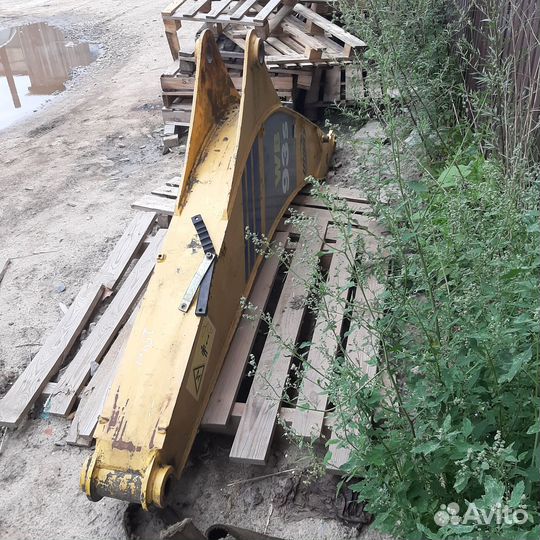 Осн.часть стрелы, на экскр-погрузчик komatsu 93S