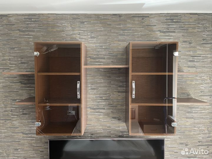 Шкафчик навесной