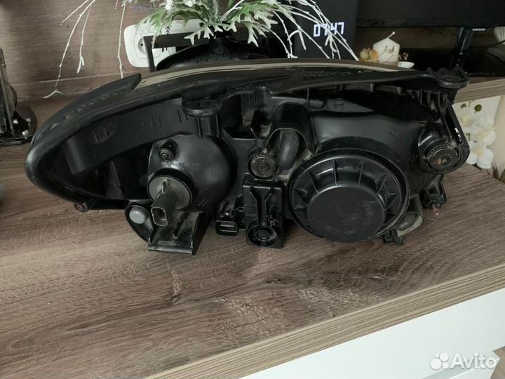 Фара KIA Cerato 1 левая Оригинальная