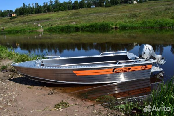 Лодка моторно-гребная Wellboat-42 (Вельбот -42)