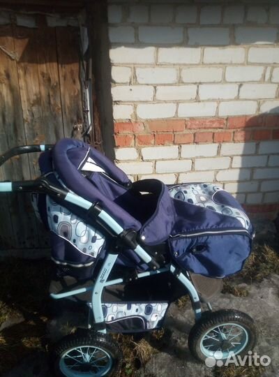 Продам коляску 3 в 1
