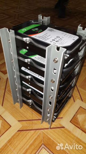 Салазки стойки для жестких дисков chia