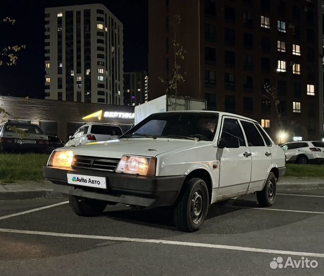 ВАЗ 21099 1.5 МТ, 1997, 200 000 км