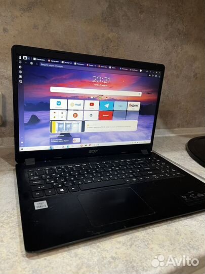 Ноутбук acer aspire 3