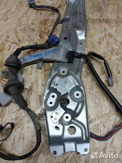 Проводка двери передней левой Toyota Carina CT195