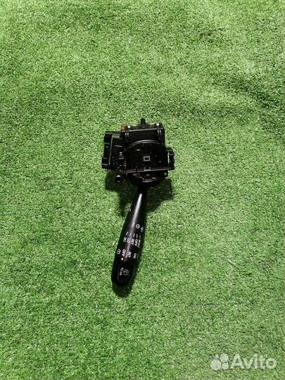 Переключатель стеклоочистителей Toyota RAV4