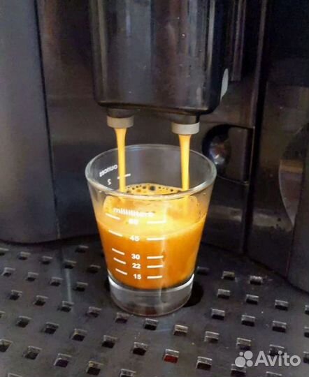 Кофемашина Delonghi Caffè Corso esam