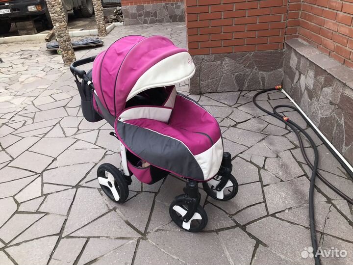 Прогулочная коляска camarelo elf