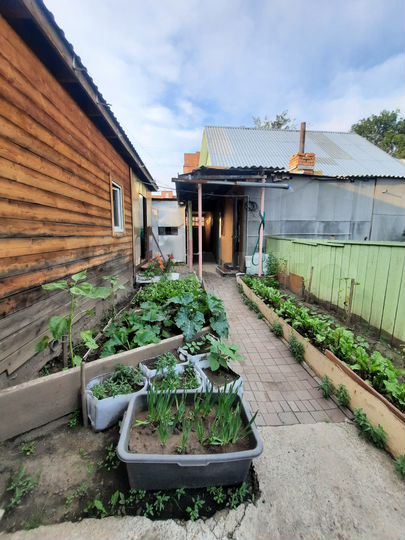 Дом 36 м² на участке 1,5 сот.