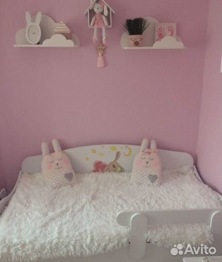 Комплект детской мебели для девочки