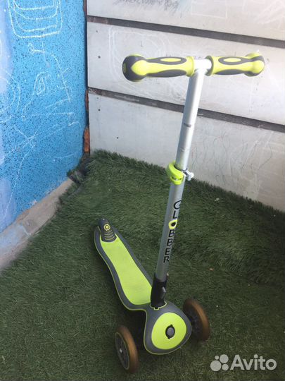 Самокат детский трехколесный складной Globber