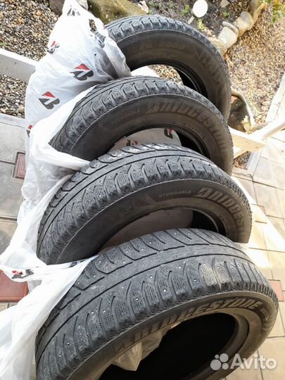 Bridgestone Ice Cruiser 7000 225/65 R17 106T