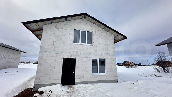 Дом 104 м² на участке 6,5 сот.