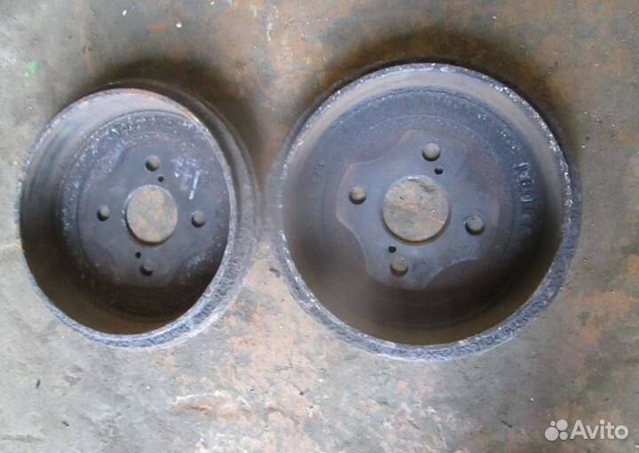 Барабаны тормозные Toyota Yaris P1 2001