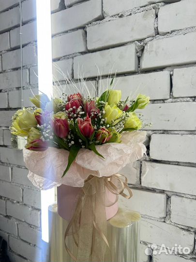 Букет из тюльпанов доставка