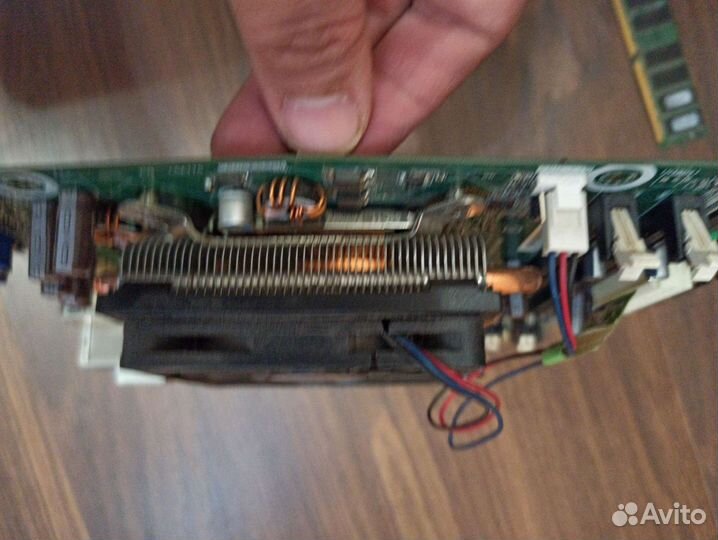 Материнская плата