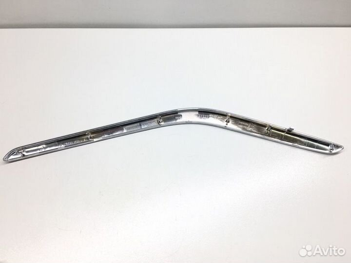 Накладка двери передняя левая Mercedes Cla C117