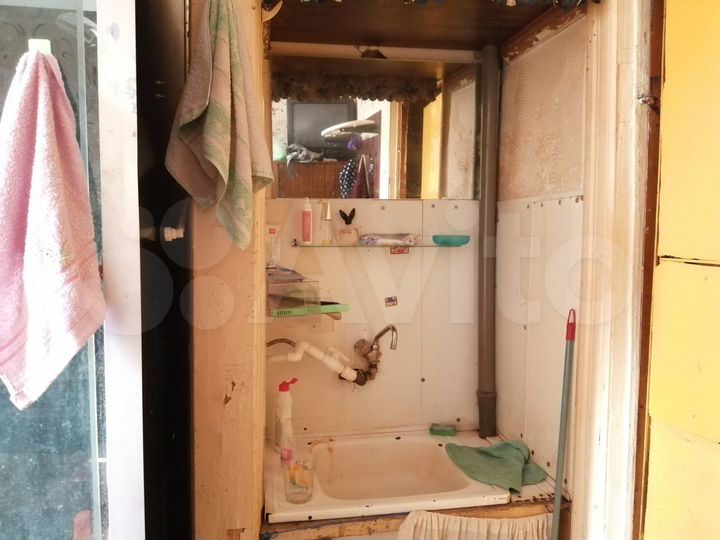 Комната 13 м² в 4-к., 3/5 эт.