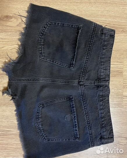 Джинсовые шорты