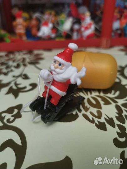 Новогодние игрушки киндер сюрприз