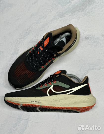 Кроссовки мужские Nike