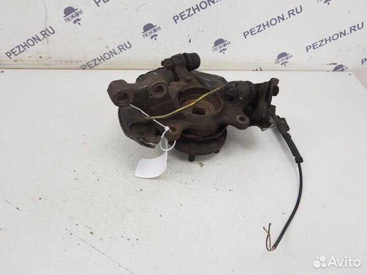 Кулак поворотный правый Toyota Avensis