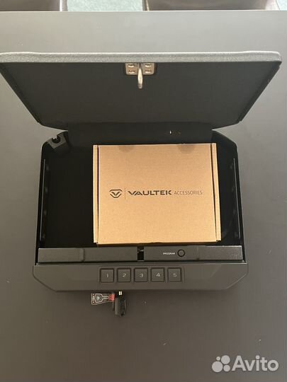 Сейф пистолетный Vaultek 10 Series