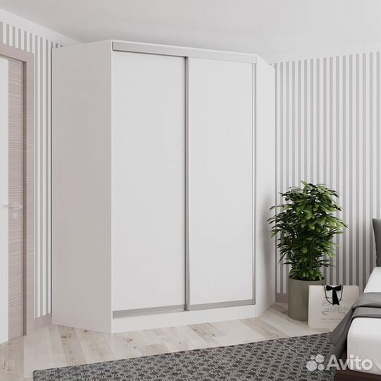 Угловой шкаф