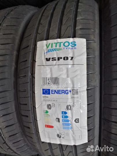 Vittos VSU01 SportMacro 215/55 R17