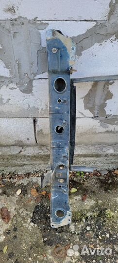 Усилитель переднего бампера ауди 80 бу