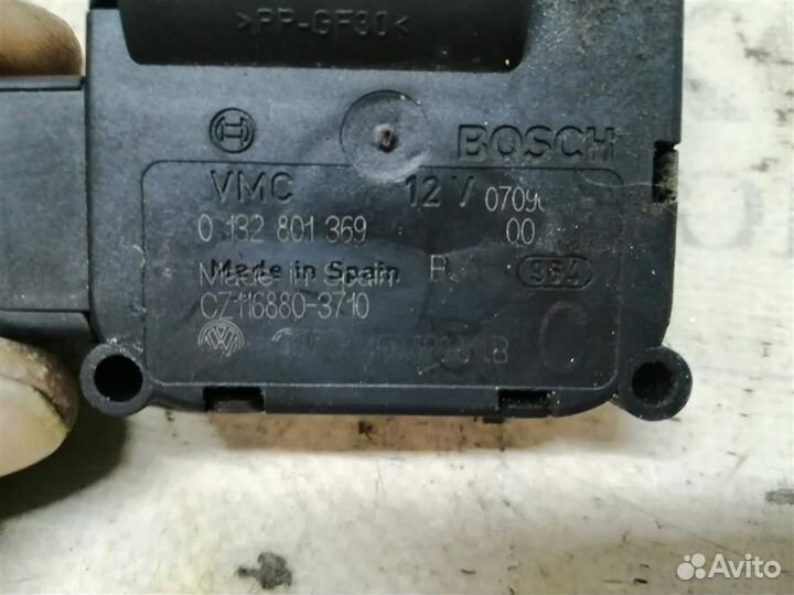 Моторчик заслонки печки Audi A8 D3 4E 2004-2010