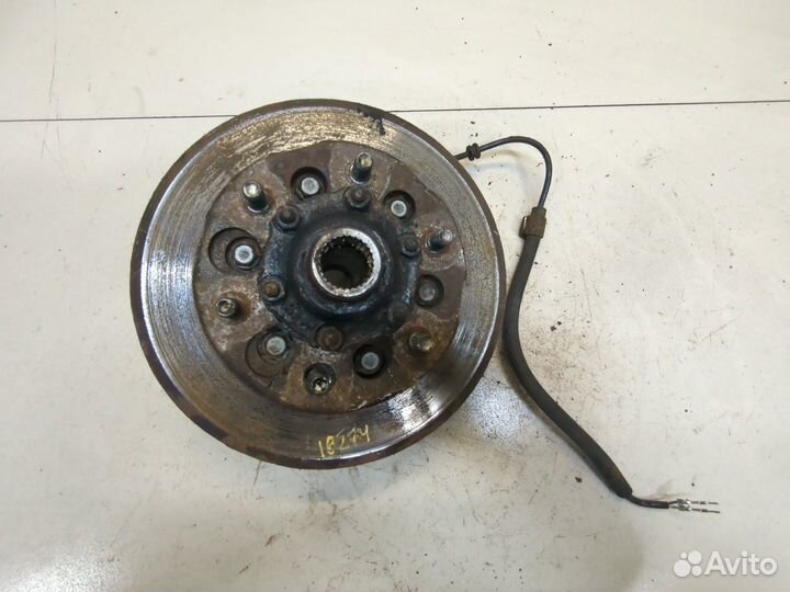 Ступица (кулак, цапфа) Infiniti QX4 (JR50), 1997