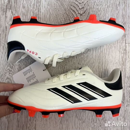 Adidas бутсы 33 новые