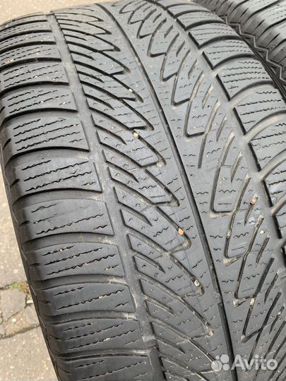 Goodyear UltraGrip 8 Performance 285/45 R20