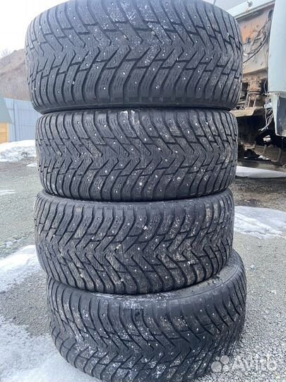 Nokian Tyres Hakkapeliitta 8 SUV 285/50 R20