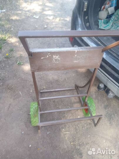 Стойка - тележка для рыболовного мотора