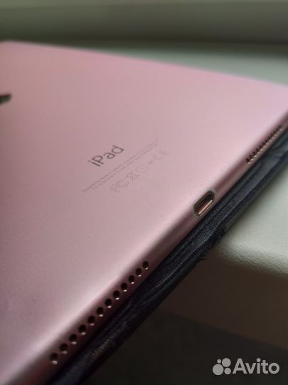 iPad pro 9.7 wi-fi+cellular 32gb