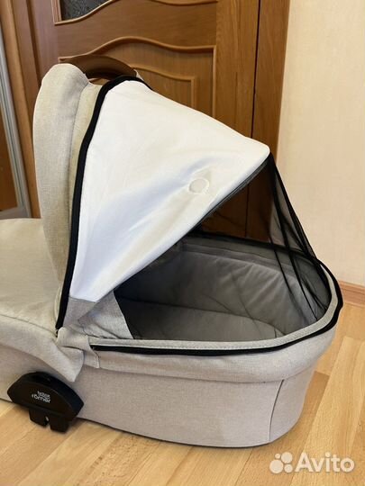 Люлька Britax romer smile 3 + дождевик britax