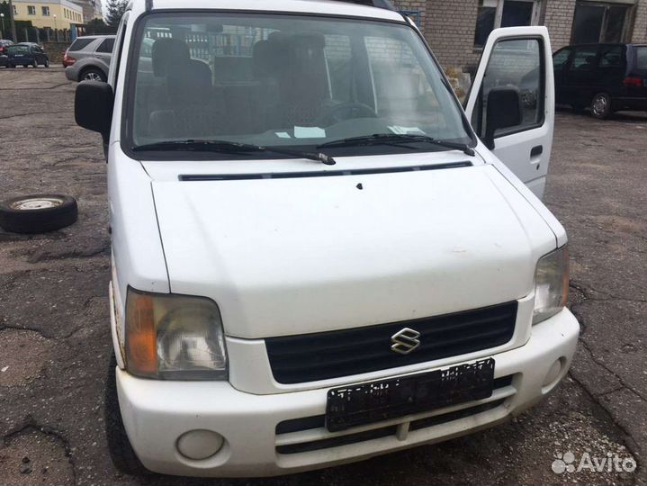 Бампер передний Suzuki Wagon R1 1.0 Бензин