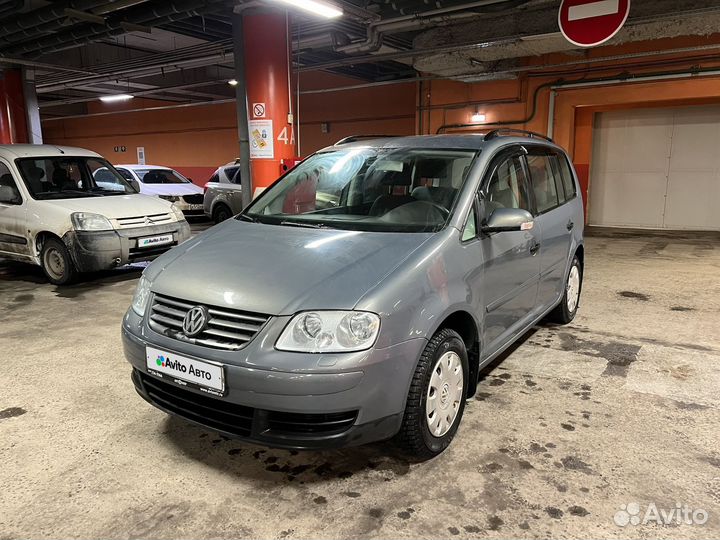 Volkswagen Touran 1.6 МТ, 2005, 289 632 км